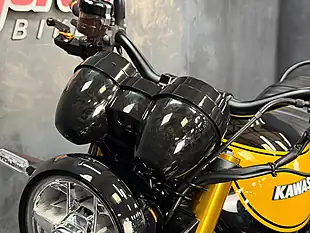 Used 2022 Kawasaki Z900 RS Se Black - Interior and Exterior details 16