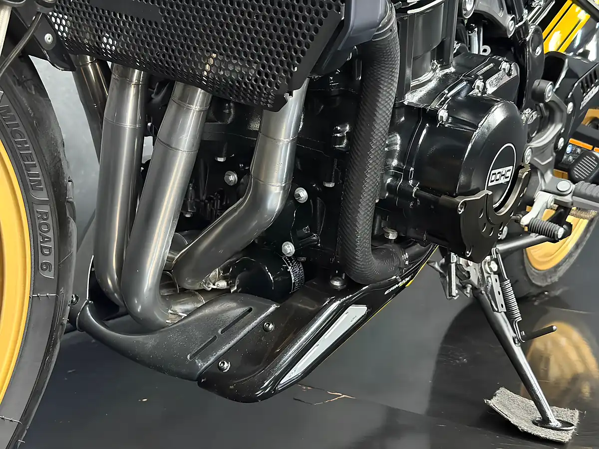 Used 2022 Kawasaki Z900 RS Se Black - Interior and Exterior details 17