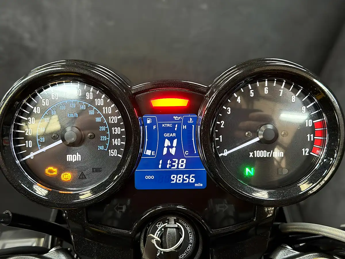 Used 2022 Kawasaki Z900 RS Se Black - Interior and Exterior details 3