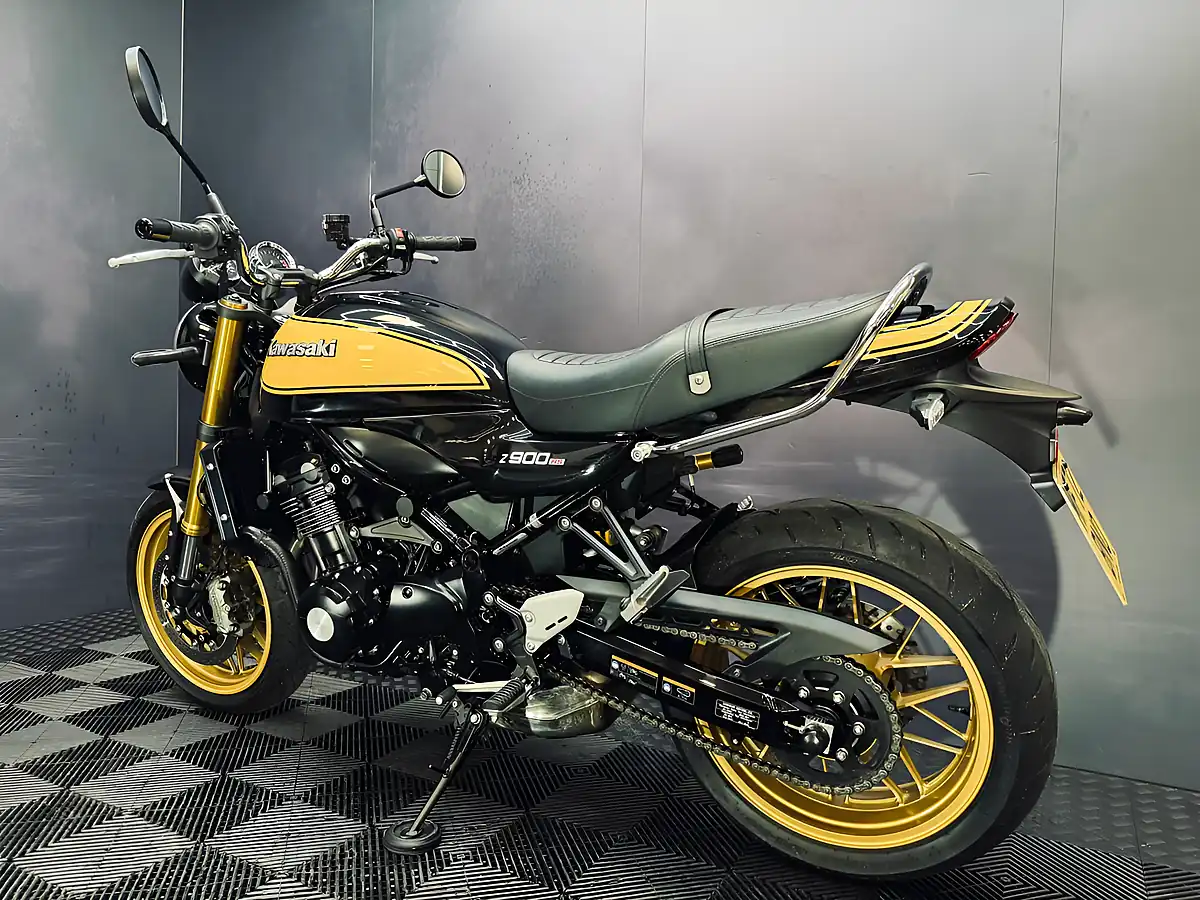 Used 2022 Kawasaki Z900 RS Se Yellow Ball - Interior and Exterior details 14