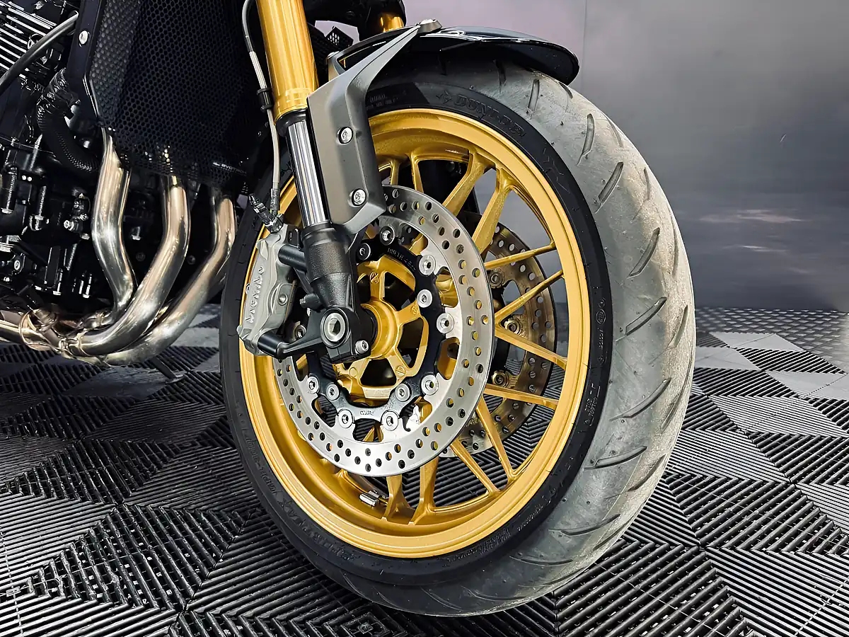 Used 2022 Kawasaki Z900 RS Se Yellow Ball - Interior and Exterior details 15