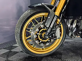 Used 2022 Kawasaki Z900 RS Se Yellow Ball - Interior and Exterior details 16