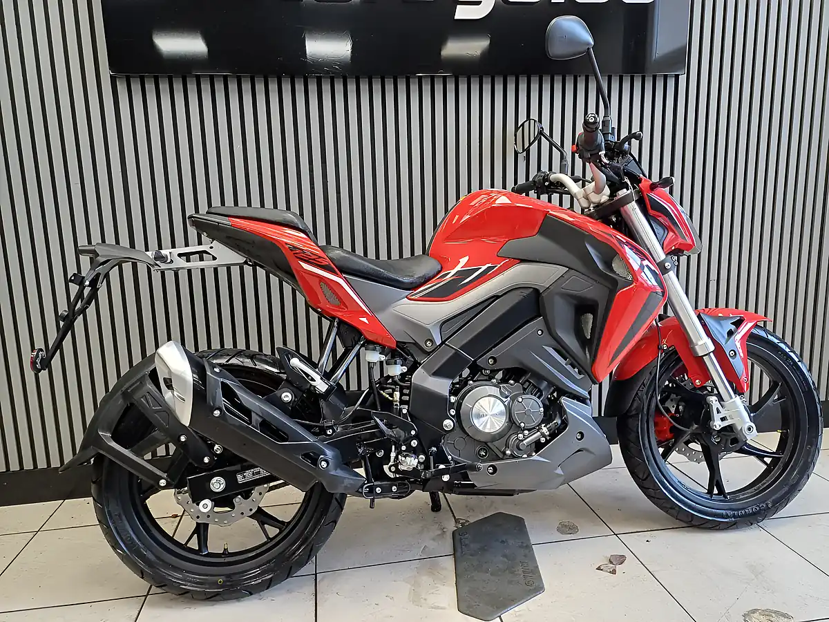 Used 2022 Keeway RKF125 Red - Interior and Exterior details 4