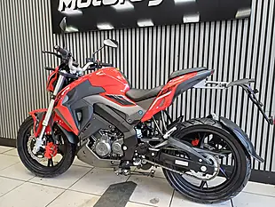 Used 2022 Keeway RKF125 Red - Interior and Exterior details 5