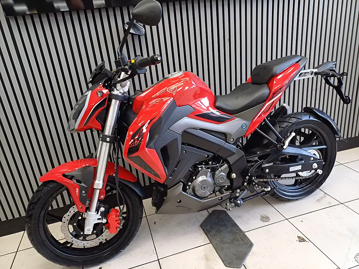 Used 2022 Keeway RKF125 Red - Interior and Exterior details 6