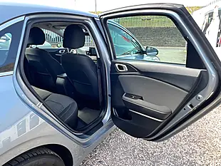 Used 2022 Kia Ceed 2 Silver - Interior and Exterior details 14