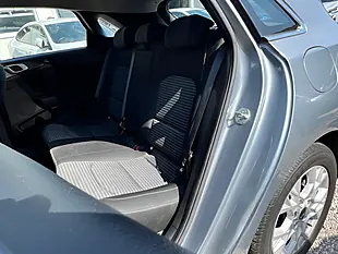 Used 2022 Kia Ceed 2 Silver - Interior and Exterior details 18