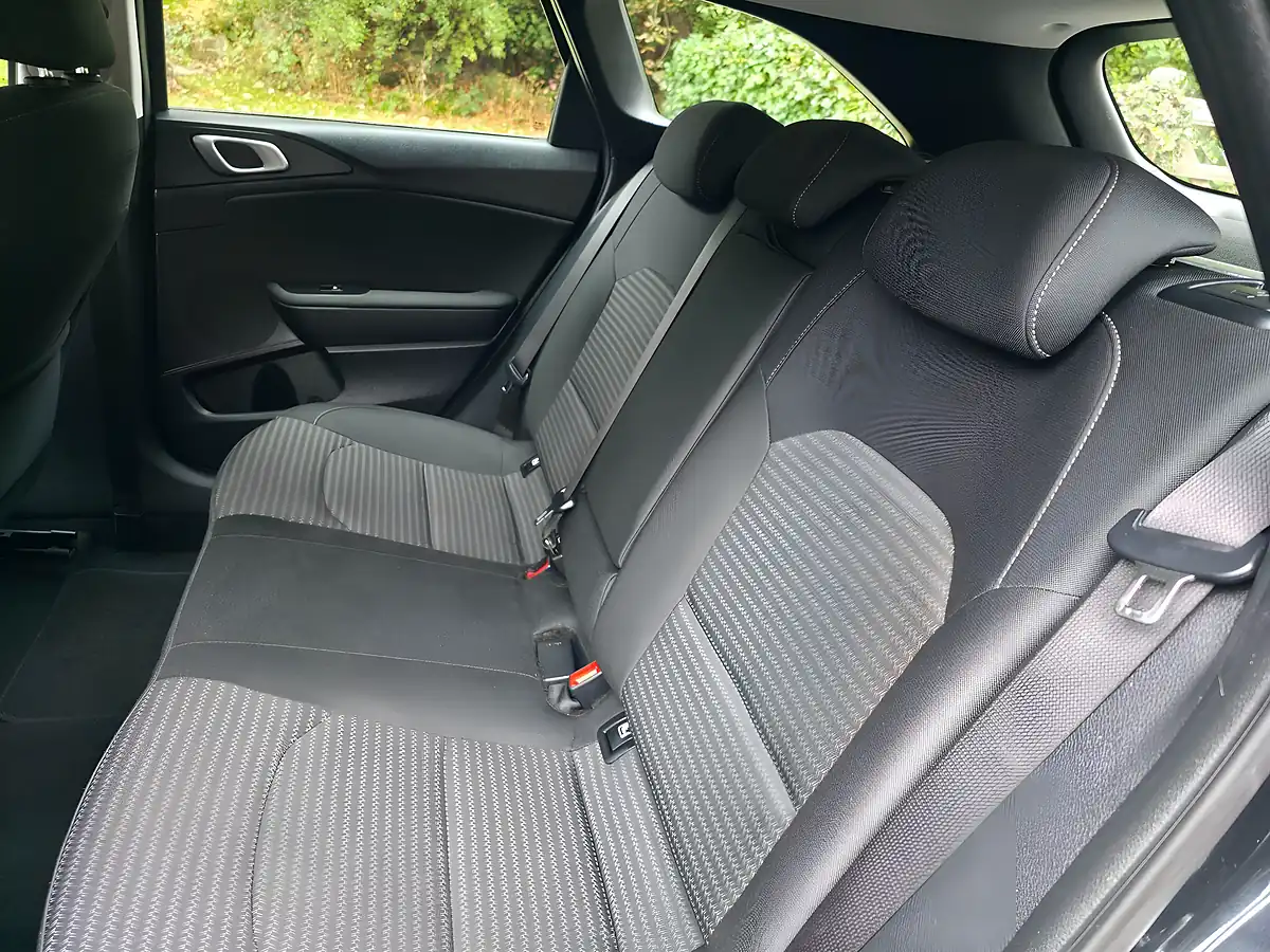 Used 2022 Kia Ceed 2 Sportswagon Phantom Black - Interior and Exterior details 12