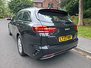 Used 2022 Kia Ceed 2 Sportswagon Phantom Black - Interior and Exterior details 4