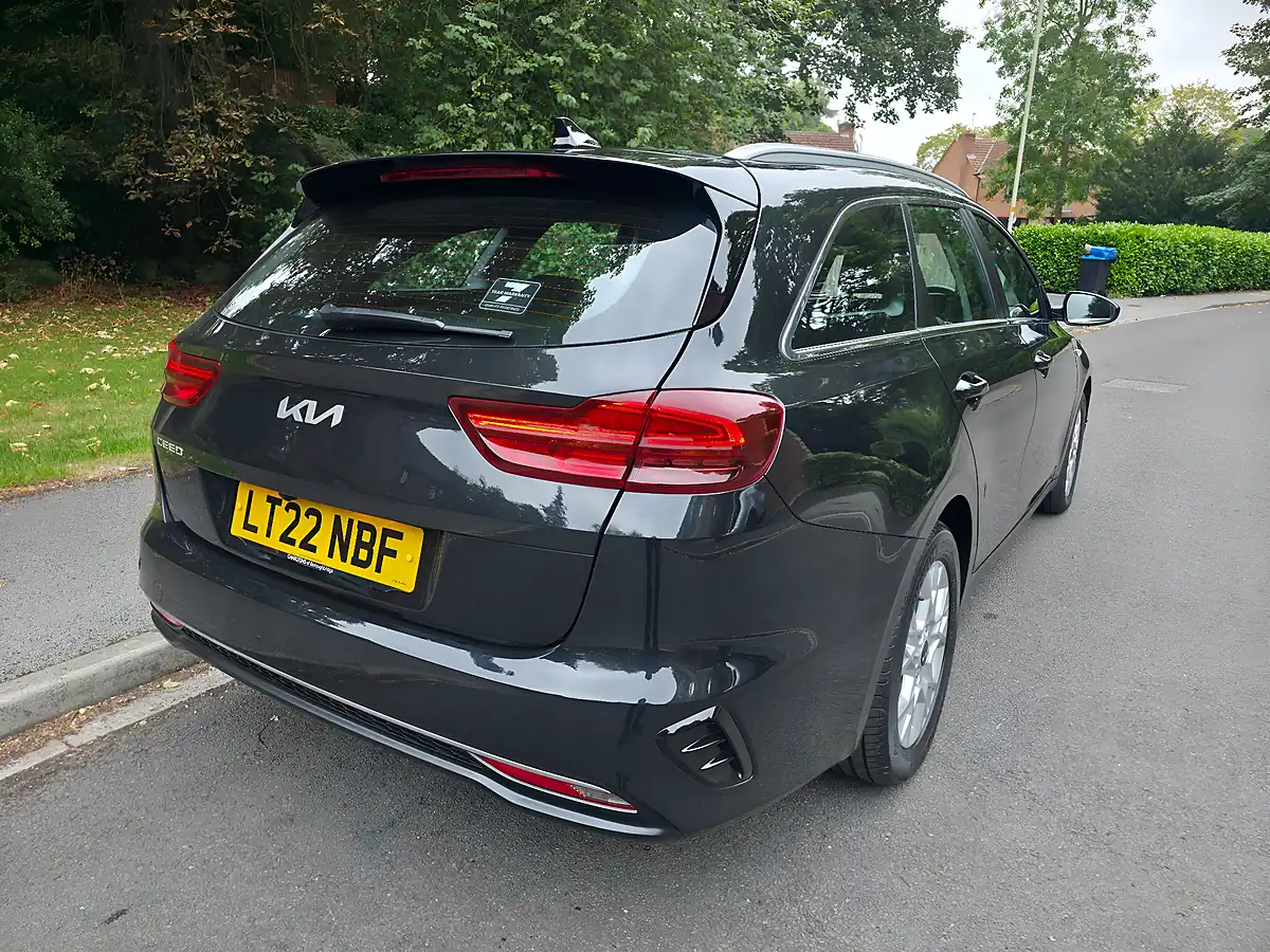 Used 2022 Kia Ceed 2 Sportswagon Phantom Black - Interior and Exterior details 8