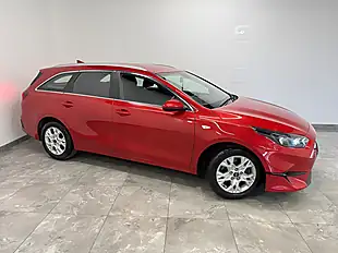 Used 2022 Kia Ceed 2 Sportswagon Red - Interior and Exterior details 2