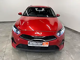Used 2022 Kia Ceed 2 Sportswagon Red - Interior and Exterior details 3