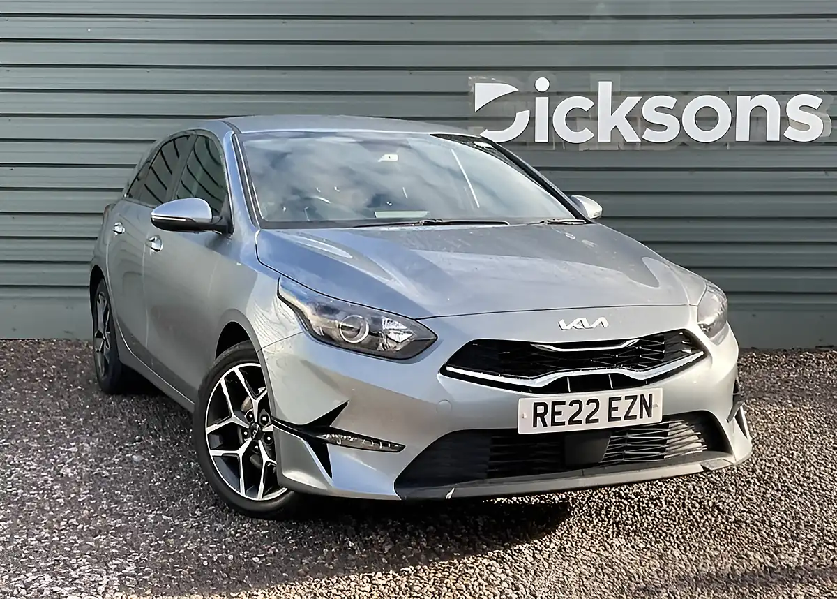 Used 2022 Kia Ceed 3 Isg Silver - Front View