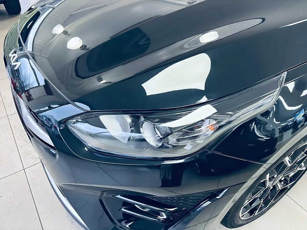 Used 2022 Kia Ceed GT-Line Black - Interior and Exterior details 12