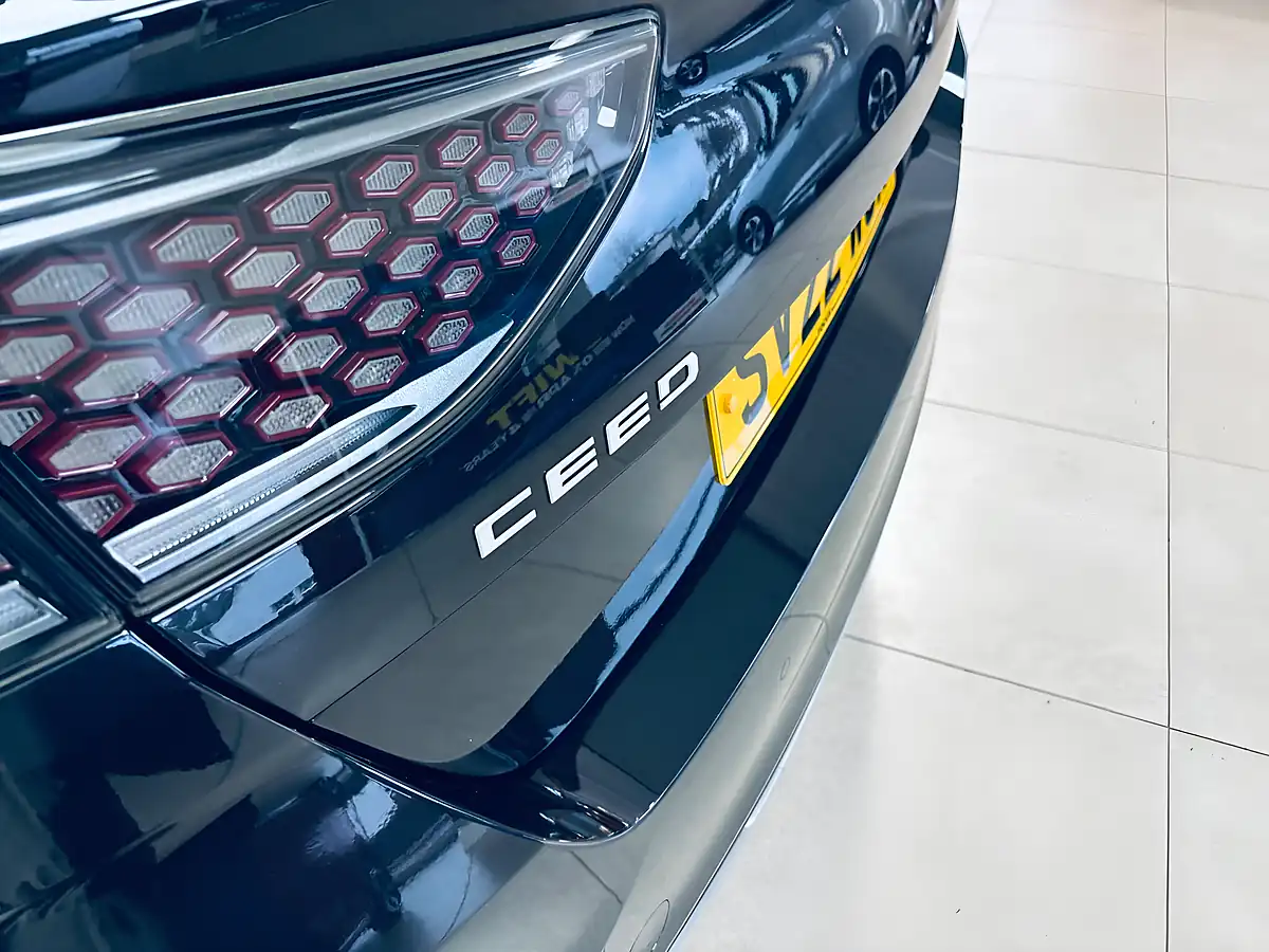 Used 2022 Kia Ceed GT-Line Black - Interior and Exterior details 18