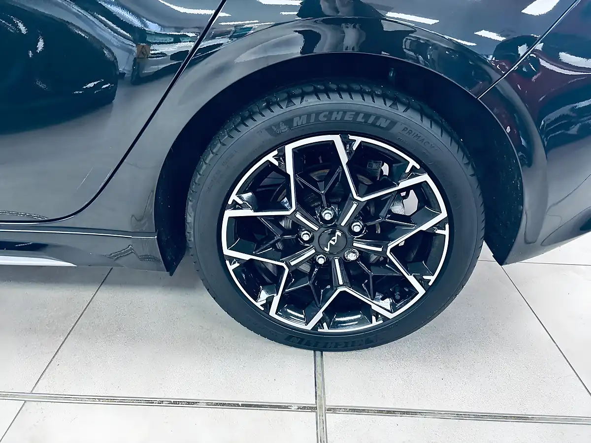 Used 2022 Kia Ceed GT-Line Black - Interior and Exterior details 20
