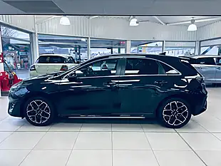 Used 2022 Kia Ceed GT-Line Black - Interior and Exterior details 5