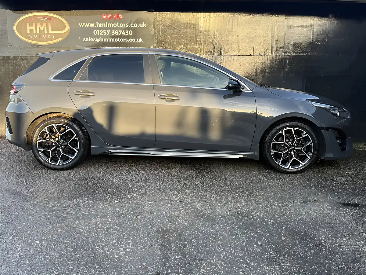 Used 2022 Kia Ceed GT-Line Grey - Interior and Exterior details 7