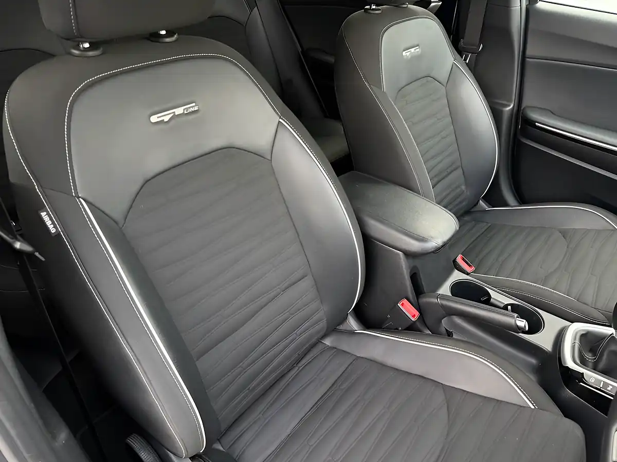Used 2022 Kia Ceed GT-Line Grey - Interior and Exterior details 12