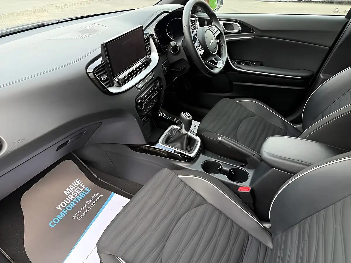 Used 2022 Kia Ceed GT-Line Grey - Interior and Exterior details 14