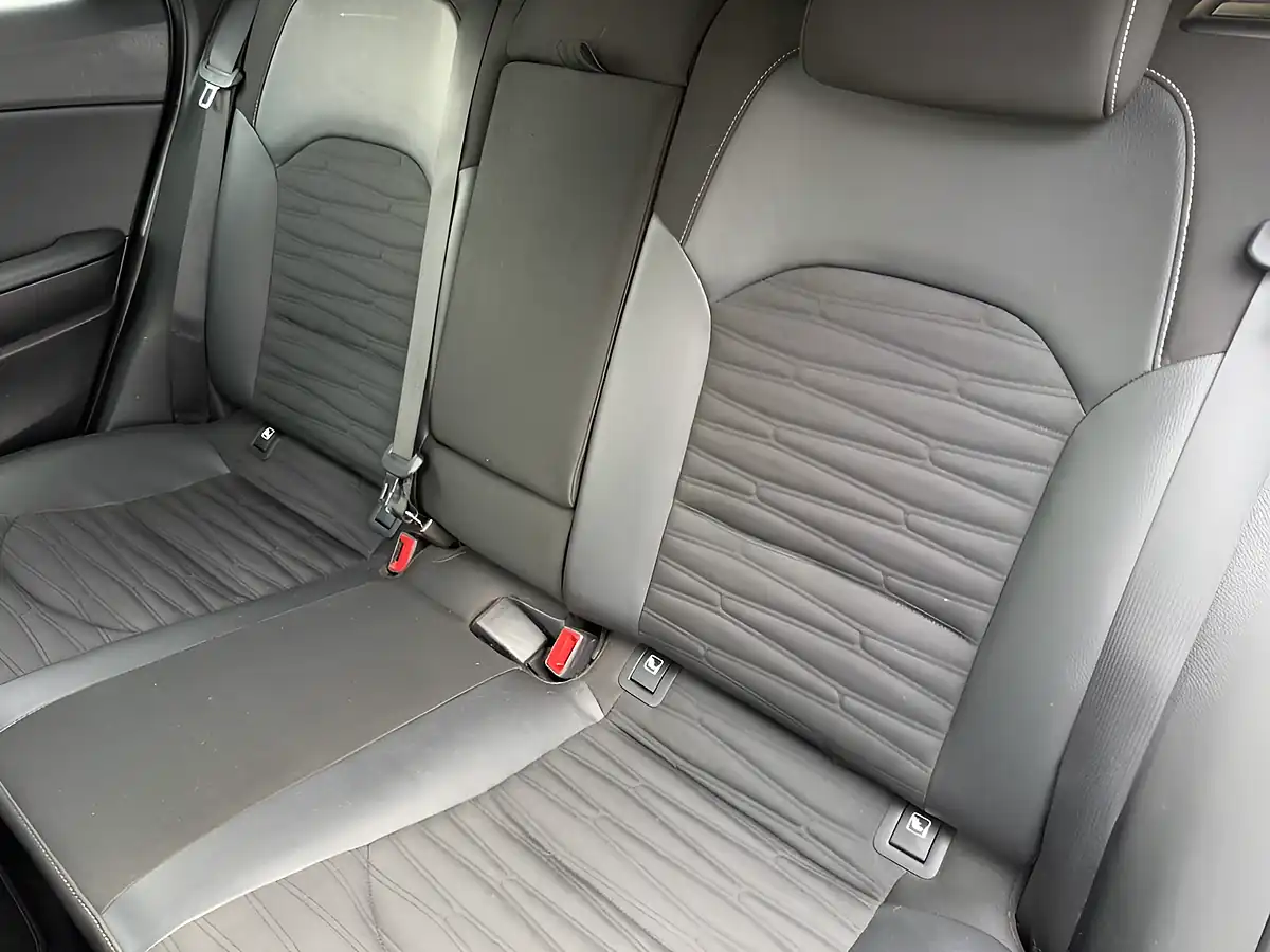 Used 2022 Kia Ceed GT-Line Grey - Interior and Exterior details 20
