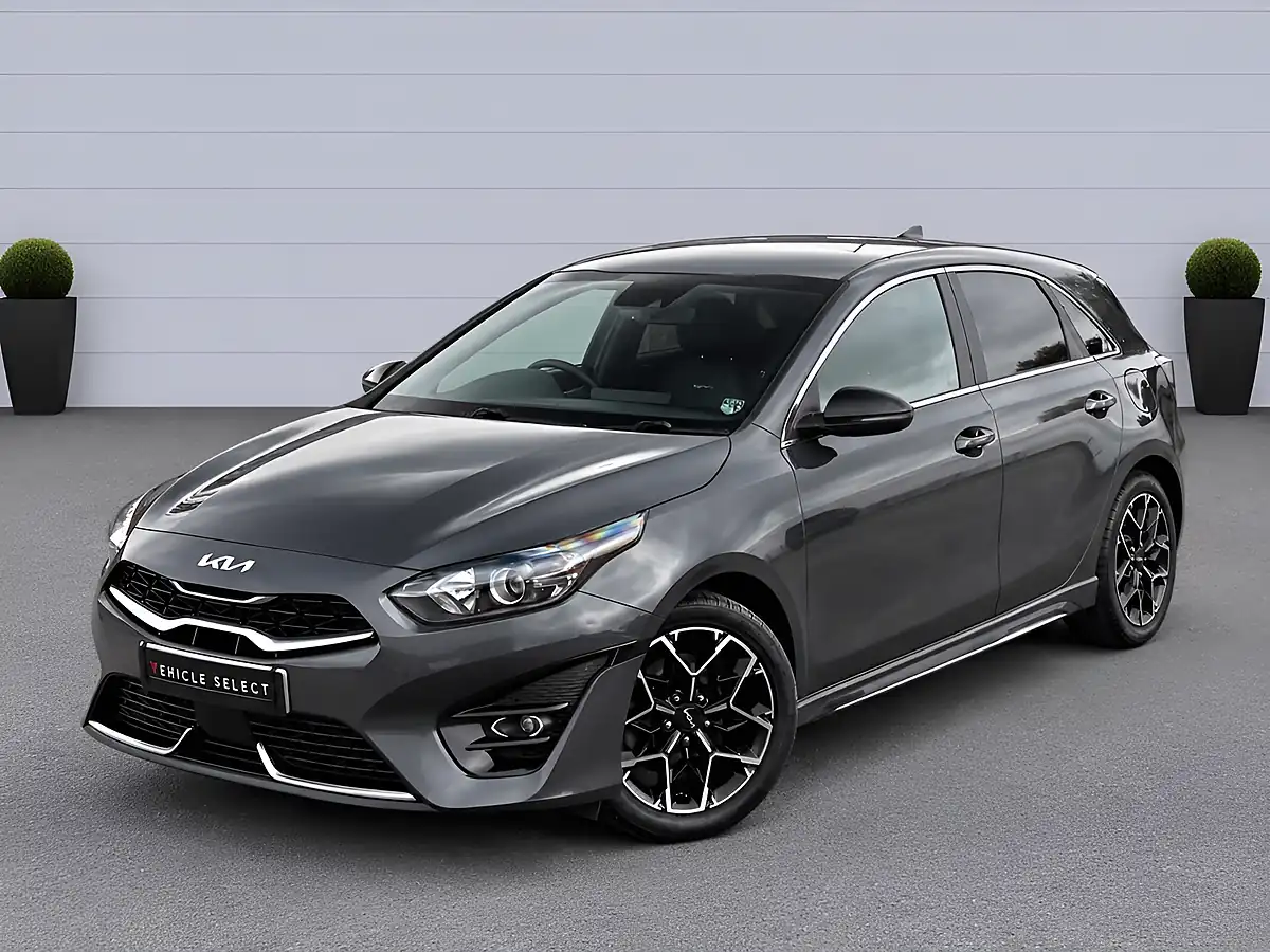 Used 2022 Kia Ceed GT-Line Grey - Interior and Exterior details 7