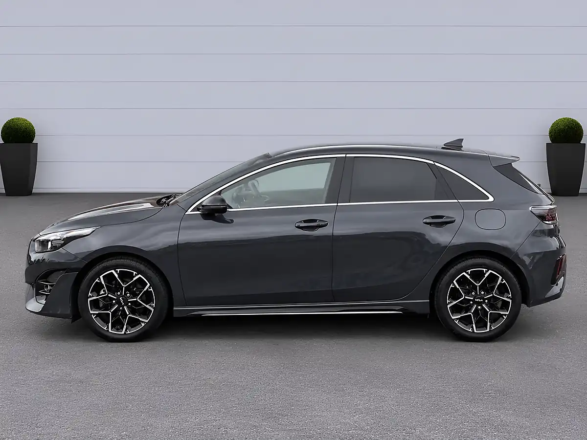 Used 2022 Kia Ceed GT-Line Grey - Interior and Exterior details 8