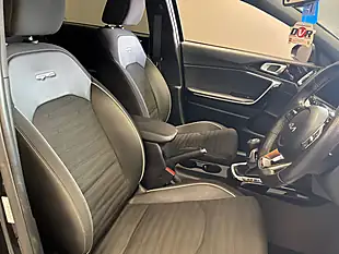 Used 2022 Kia Ceed GT-Line Phantom Black - Interior and Exterior details 10
