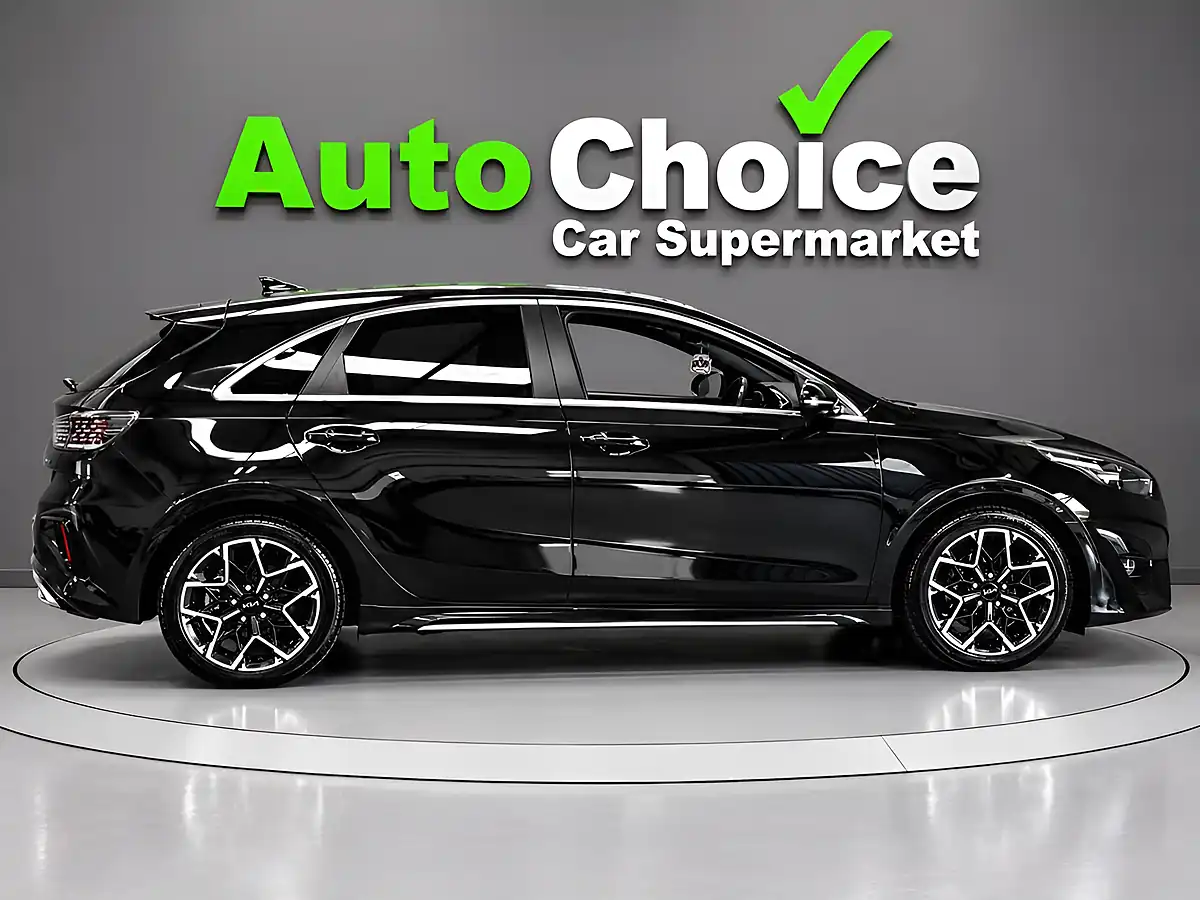 Used 2022 Kia Ceed GT-Line Phantom Black - Interior and Exterior details 8