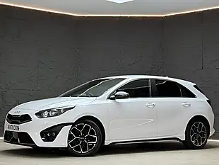 Used 2022 Kia Ceed GT-Line White - Interior and Exterior details 9