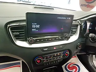 Used 2022 Kia Ceed Xceed 3 White - Interior and Exterior details 15