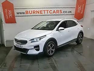 Used 2022 Kia Ceed Xceed 3 White - Interior and Exterior details 2