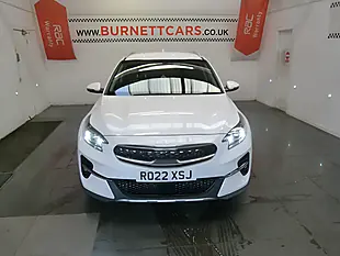 Used 2022 Kia Ceed Xceed 3 White - Interior and Exterior details 4