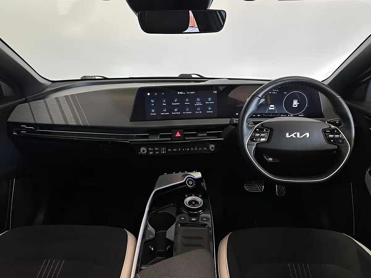 Used 2022 Kia EV6 GT-Line S White - Interior and Exterior details 13