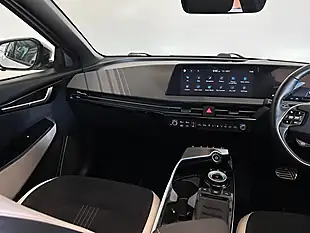Used 2022 Kia EV6 GT-Line S White - Interior and Exterior details 19