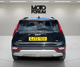 Used 2022 Kia Niro 2 Black - Interior and Exterior details 11