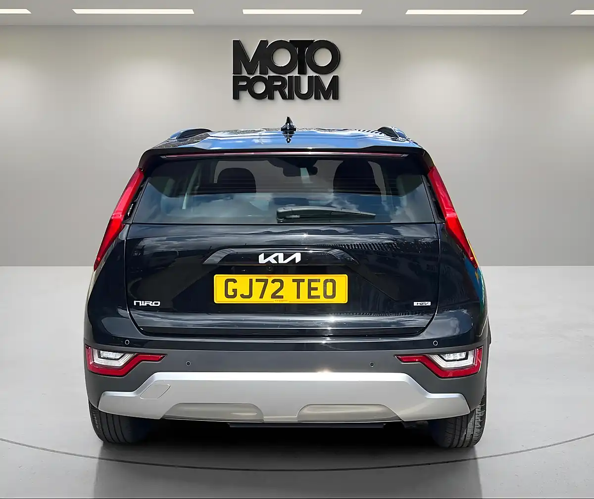 Used 2022 Kia Niro 2 Black - Interior and Exterior details 11