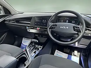 Used 2022 Kia Niro 2 Black - Interior and Exterior details 13