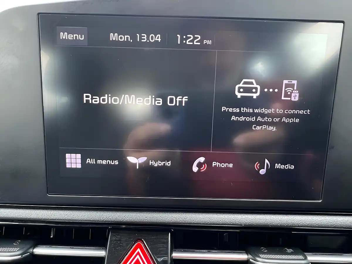 Used 2022 Kia Niro 2 Black - Interior and Exterior details 16