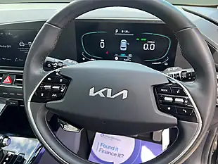 Used 2022 Kia Niro 2 Black - Interior and Exterior details 18