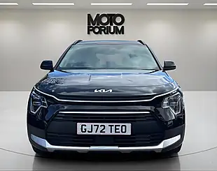 Used 2022 Kia Niro 2 Black - Interior and Exterior details 6