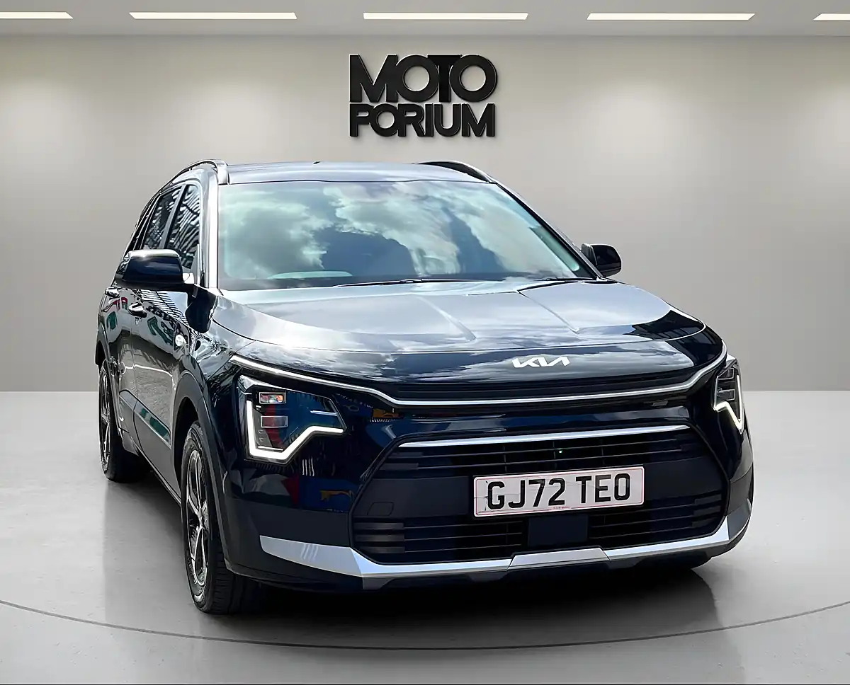 Used 2022 Kia Niro 2 Black - Interior and Exterior details 9