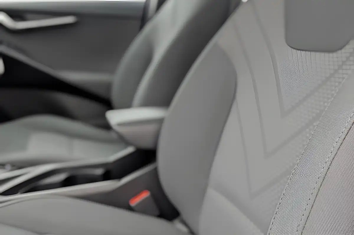 Used 2022 Kia Niro 2 Black - Interior and Exterior details 13