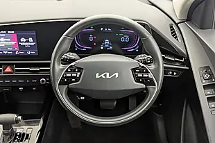 Used 2022 Kia Niro 2 Black - Interior and Exterior details 14