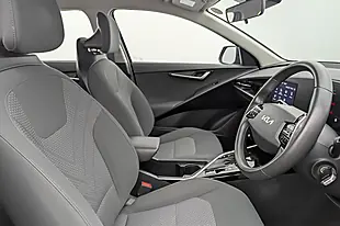 Used 2022 Kia Niro 2 Black - Interior and Exterior details 2