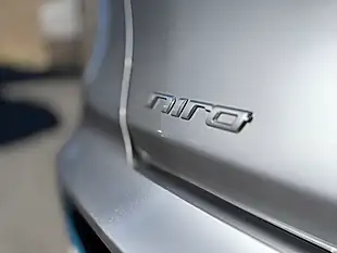 Used 2022 Kia Niro 2 Grey - Interior and Exterior details 10