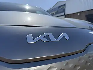 Used 2022 Kia Niro 2 Grey - Interior and Exterior details 13