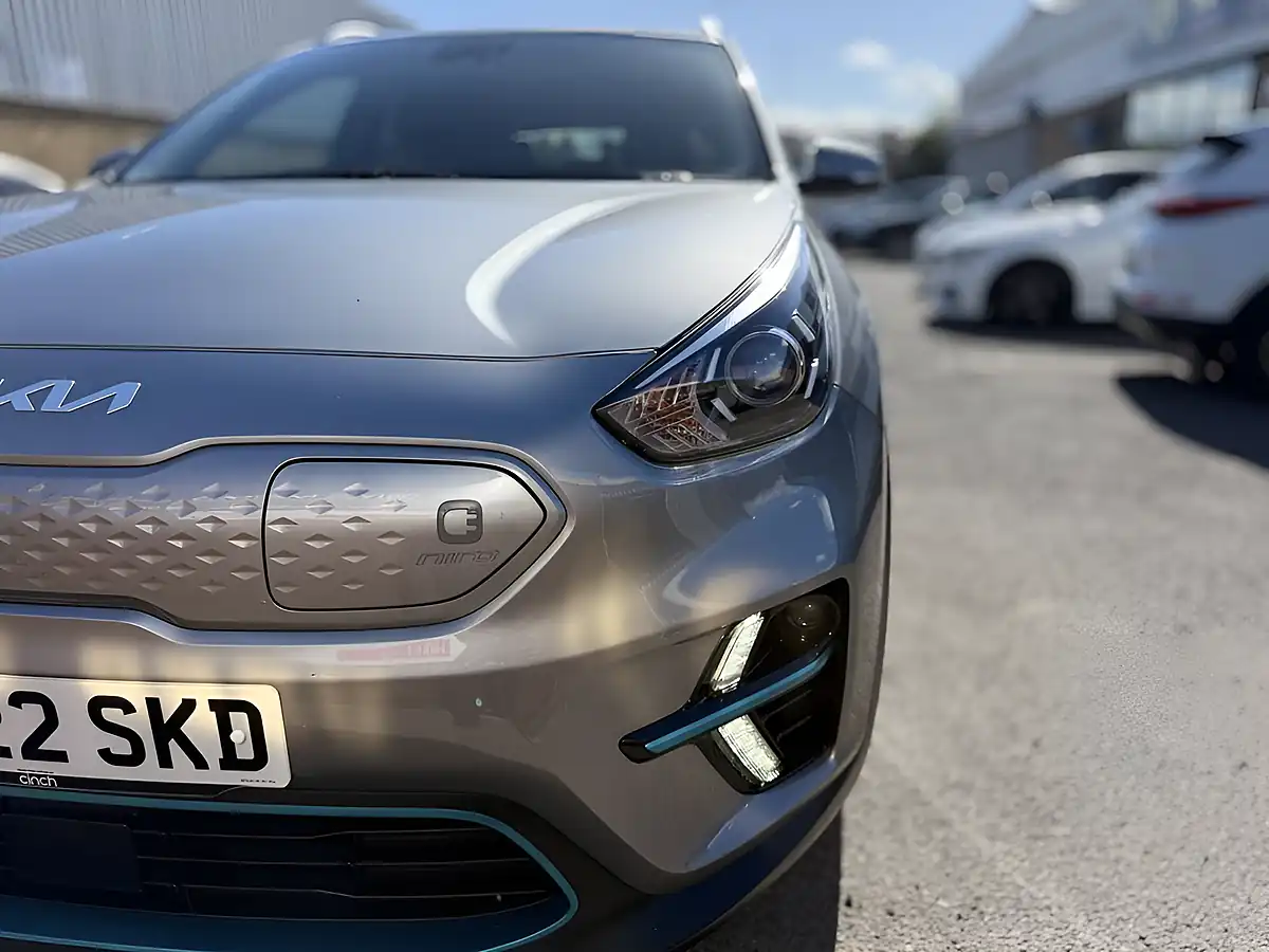 Used 2022 Kia Niro 2 Grey - Interior and Exterior details 16