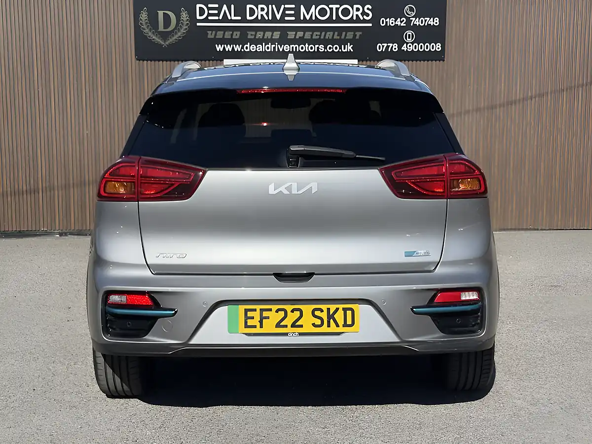 Used 2022 Kia Niro 2 Grey - Interior and Exterior details 7