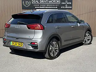 Used 2022 Kia Niro 2 Grey - Interior and Exterior details 8